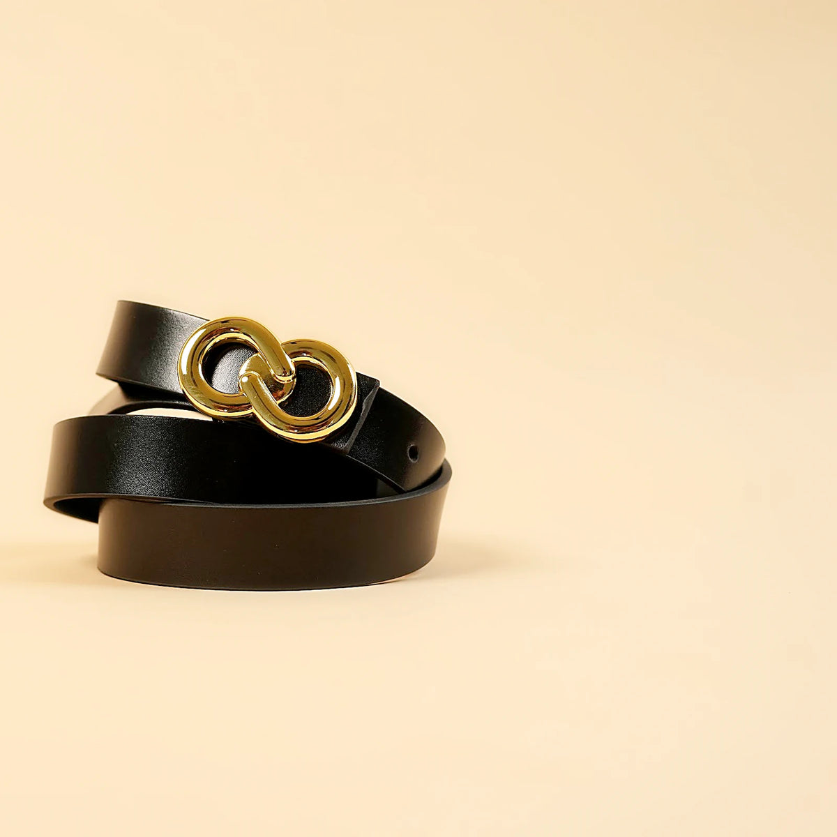 Kieth Amora The Evermore Belt women's leather belt - Black - angle